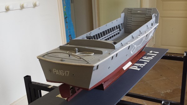 Barge LCVP Patrick 03 Barge LCVP Patrick 03